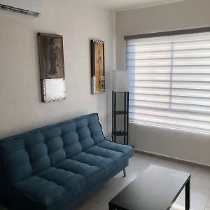 Familiar Con Alberca En Apartamento Playa del Carmen