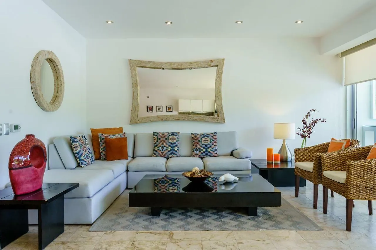 Gorgeous Magia Beachside Condos by Moskito Playa del Carmen Apartamento